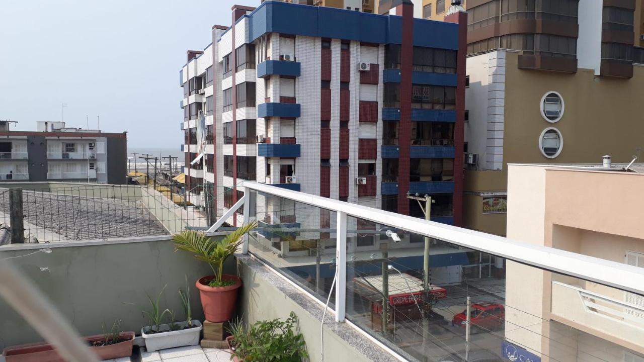 Edificio Longo Jk Kitinet Lejlighed Capão da Canoa Eksteriør billede